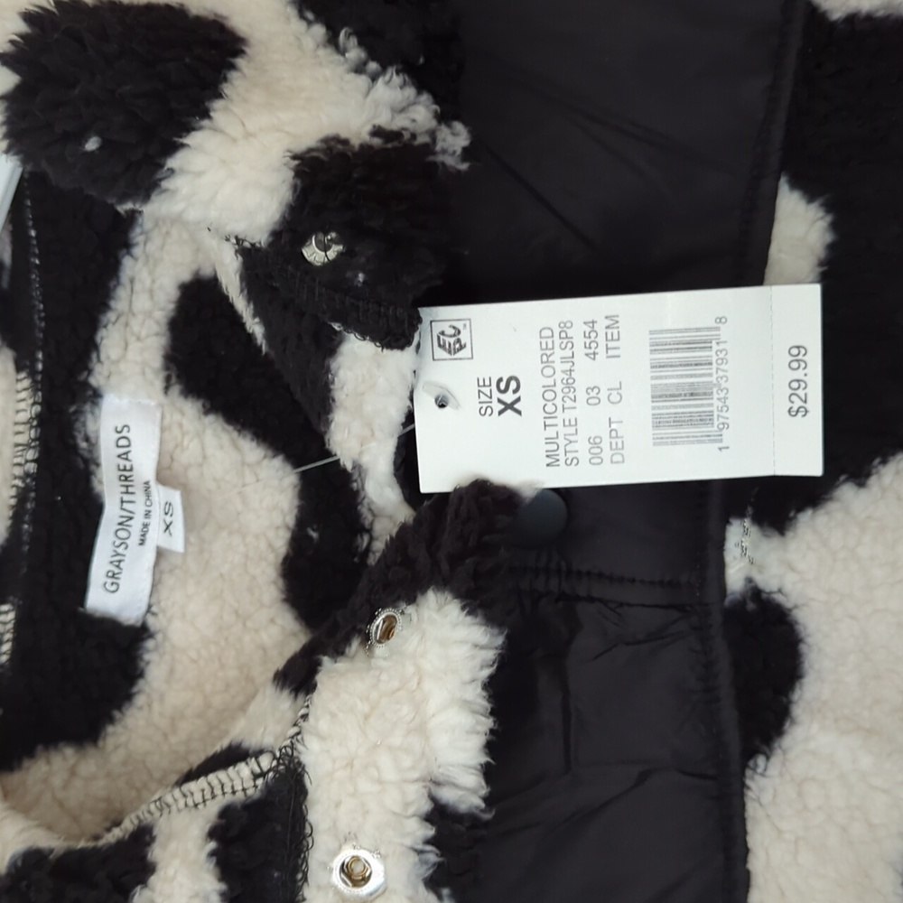 NWT Grayson Threads Cozy Faux Fur Pullover Sherpa Top Jr. Size XS - Picture 6 of 7